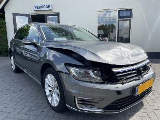 Auto incidentate Volkswagen Passat Variant 1.4 TSI GTE N.A.P NL AUTO PRACHTIG!!! 2016/7