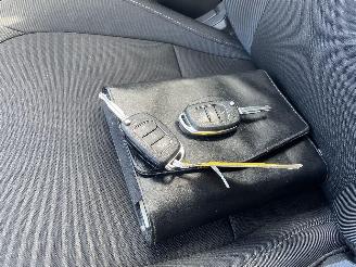 Hyundai I-10 1.0i Comfort N.A.P NL PRACHTIG!!! picture 11