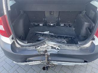 Skoda Yeti 1.2 TSI Ambition N.A.P NL AUTO picture 20