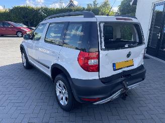 Skoda Yeti 1.2 TSI Ambition N.A.P NL AUTO picture 2