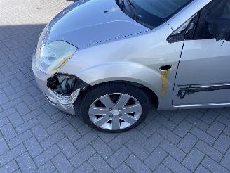 Ford Fiesta 1.3 Futura N.A.P picture 15