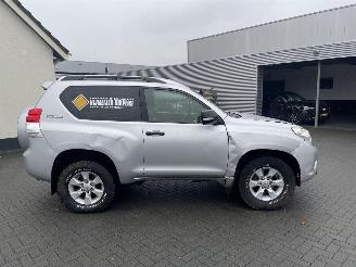 Toyota Landcruiser 3.0 D-4D-F LX High Roof Blind Van N.A.P NL AUTO 12500 EX BTW picture 2