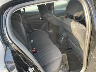 Peugeot e-208 EV Active Pack 50 kWh N.A.P NL AUTO PRACHTIG picture 14