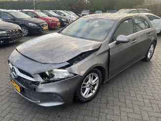 Mercedes A-klasse A-klasse 180D  AUTOMAAT N.A.P NL AUTO PRACHTIG!!! picture 6