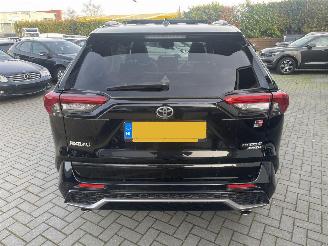 Toyota Rav-4 2.5 Hybrid AWD GR SPORT dealer onderhouden auto prachtig!!! picture 4