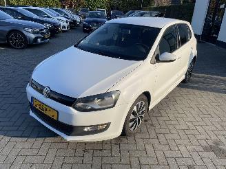 Volkswagen Polo 1.4 TDI BlueMotion N.A.P NL AUTO PRACHTIG!!! picture 4