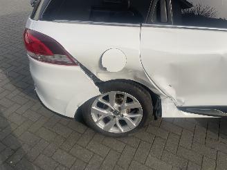 Renault Clio Estate 0.9 TCe Limited N.A.P NL AUTO PRACHTIG!!! picture 10