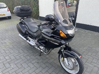 Honda Deauville Tour NT 650 picture 2