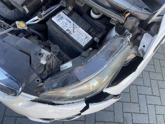 Peugeot 108 1.0 e-VTi Première N.A.P NL AUTO picture 20