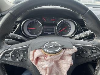 Opel Insignia SPORTS TOURER 1.5 Turbo Business Executive picture 16