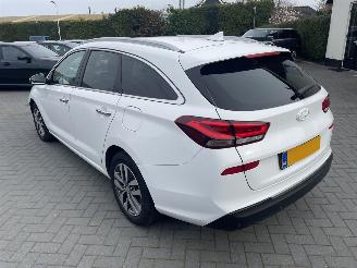 Hyundai I-30 Wagon 1.0 T-GDI Premium N.A.P NL AUTO PRACHTIG!!! picture 6