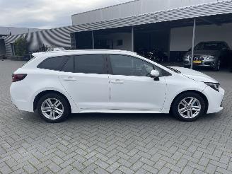 Toyota Corolla Touring Sports 1.8 Hybrid Active N.A.P NL AUTO picture 2