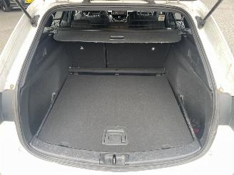 Toyota Corolla Touring Sports 1.8 Hybrid Active N.A.P NL AUTO picture 12