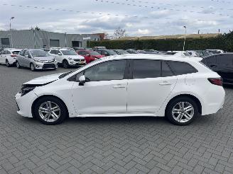 Toyota Corolla Touring Sports 1.8 Hybrid Active N.A.P NL AUTO picture 5
