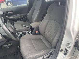 Toyota Corolla Touring Sports 1.8 Hybrid Active N.A.P NL AUTO picture 9