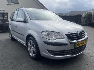  Volkswagen Touran 1.9 TDI Trendline BlueMotion 7 persoons N.A.P NL AUTO 2010/2
