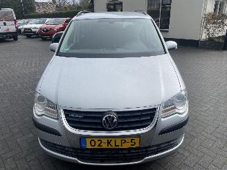 Volkswagen Touran 1.9 TDI Trendline BlueMotion 7 persoons N.A.P NL AUTO picture 7