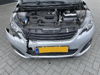 Peugeot 108 1.0 e-VTi Active N.A.P PRACHTIG!! picture 21