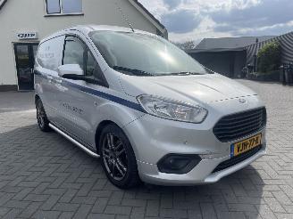 damaged commercial vehicles Ford Transit Courier Van 1.5 TDCI Limited Duratorq S&S 2021/2