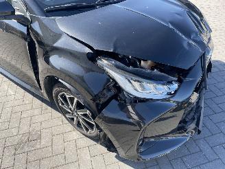 Toyota Yaris 1.5 Hybrid Dynamic N.A.P NL AUTO PRACHTIG!!! picture 16