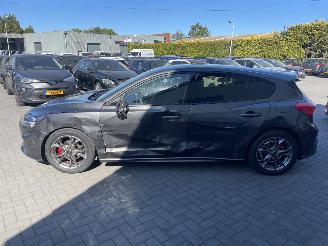 Ford Focus 1.0 EcoBoost Hybrid ST Line X Business N.A.P NL AUTO PRACHTIG!!! picture 6