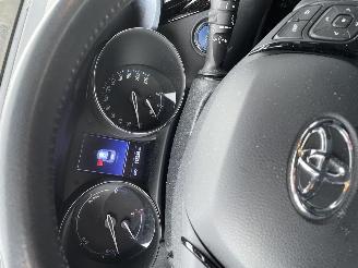 Toyota C-HR 1.8 Hybrid Dynamic N.A.P PRACHTIG!!! picture 10