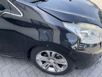 Peugeot 208 1.4 VTi Allure N.A.P NL AUTO picture 19
