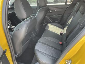 Peugeot 208 1.2 PureTech Allure N.A.P NL AUTO PRACHTIG!!! picture 12