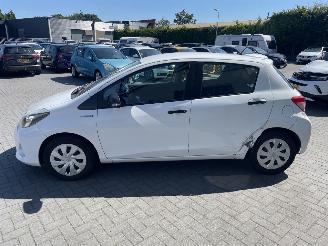 Toyota Yaris 1.5 Full Hybrid Comfort picture 4