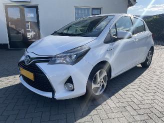Schadeauto Toyota Yaris 1.5 Hybrid Aspiration PRACHTIG!!! 2015/1