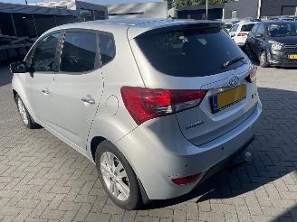 Hyundai Ix20 1.6i i-Vision AUTOMAAT N.A.P NL AUTO PRACHTIG!!! picture 4