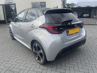 damaged passenger cars Toyota Yaris 1.5 Hybrid 130 Launch Edition N.A.P NL AUTO PRACHTIG!!! 2024/4