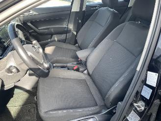Volkswagen Polo 1.0 MPI Comfortline N.A.P NL AUTO picture 8