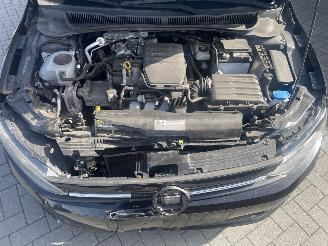 Volkswagen Polo 1.0 MPI Comfortline N.A.P NL AUTO picture 17