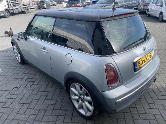 Mini Mini COOPER 1.6 Cooper picture 3