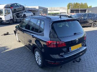 Volkswagen Golf Sportsvan 1.2 TSI Business Edition AUTOMAAT ORGINEEL KM PRACHTIG!!! picture 4