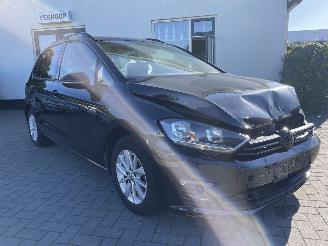 uszkodzony samochody osobowe Volkswagen Golf Sportsvan 1.2 TSI Business Edition AUTOMAAT ORGINEEL KM PRACHTIG!!! 2016/1