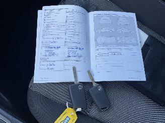 Volkswagen Golf Sportsvan 1.2 TSI Business Edition AUTOMAAT ORGINEEL KM PRACHTIG!!! picture 16