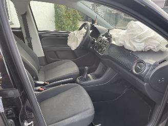 Volkswagen Up! 1.0 BMT move up!  N.A.P PRACHTIG!!! picture 6