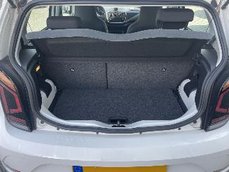 Volkswagen Up! 1.0 BMT move up! N.A.P NL AUTO PRACHTIG!!! picture 15