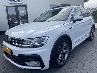 dañado vehículos comerciales Volkswagen Tiguan 2.0TDI R-LINE (GRIJS KENT.) 2017/4