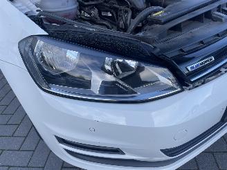 Volkswagen Golf 1.0 TSI Connected Series N.A.P NL AUTO PRACHIG!!! picture 31