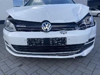 Volkswagen Golf 1.0 TSI Connected Series N.A.P NL AUTO PRACHIG!!! picture 25