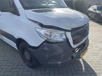 Mercedes Sprinter 317 1.9 CDI L3H2 RWD AUTOMAAT picture 25
