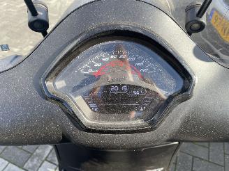 Vespa  GTS 310 NL MOTOR N.A.P PRACHTIG!! picture 15