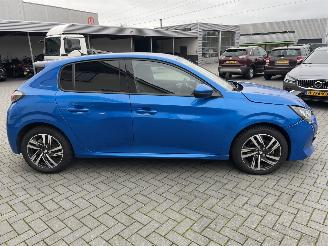 Peugeot 208 1.2 PureTech Allure AUTOMAAT N.A.P PRACHTIG!! picture 6