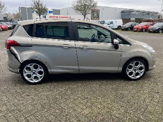 Ford B-Max 1.0 ECOBOOST  TITANIUM picture 5