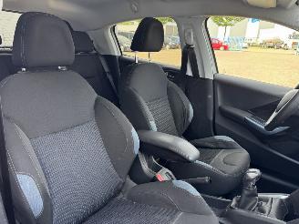 Peugeot 208 1.6 VTI  ALLURE picture 16