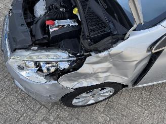 Peugeot 208 1.6 VTI  ALLURE picture 14