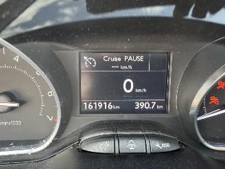 Peugeot 208 1.6 VTI  ALLURE picture 25